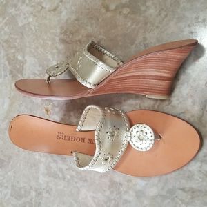 Jack Rogers Hamptons Thong Wedge Sandals Platinum Gold Size 11